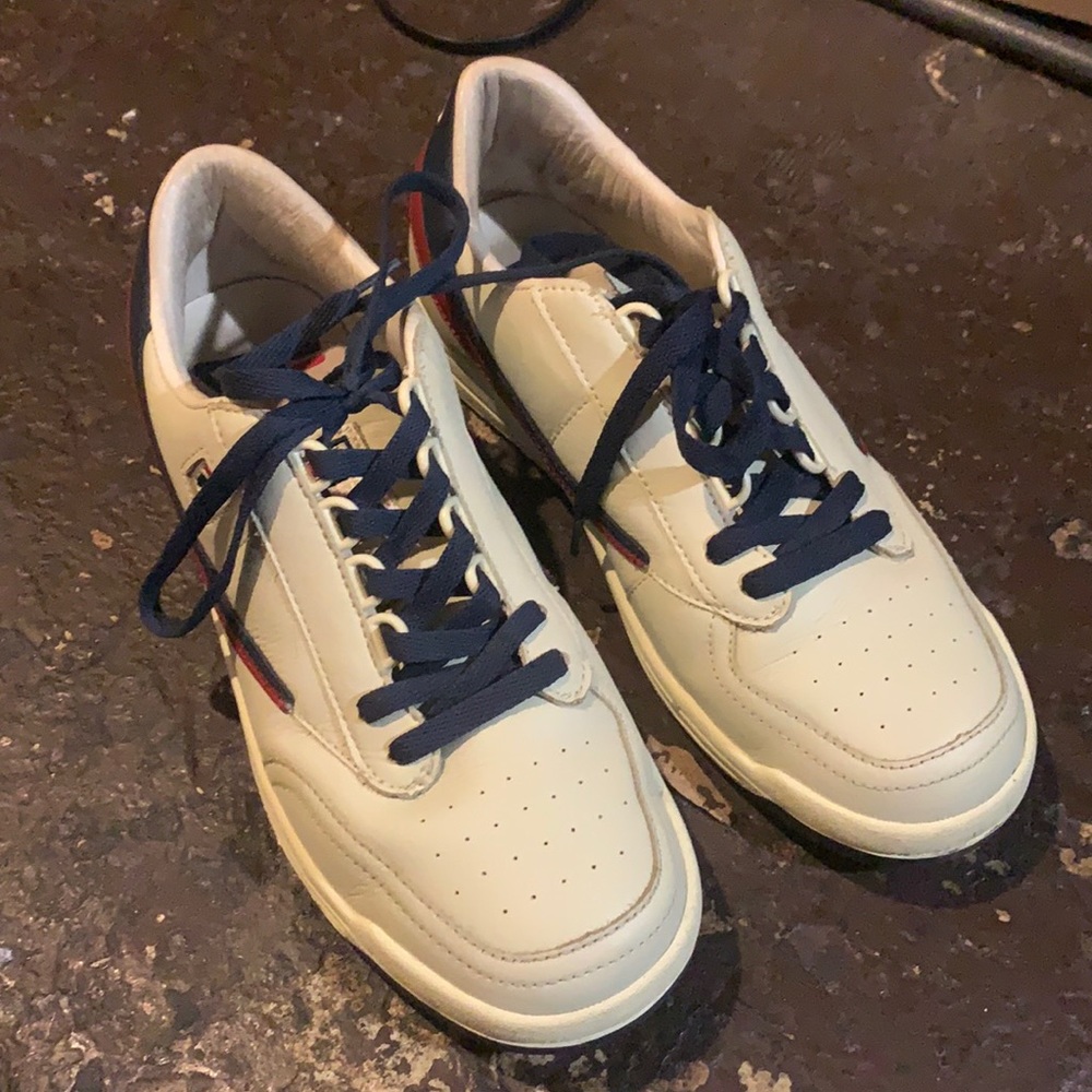 Classic pumas